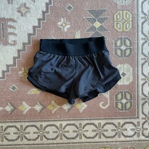 Limited Edition lululemon Hotty Hot Short Polka Dot Logo